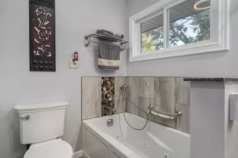 Bath - 3502 N Bobwhite Dr, Ozark, MO 65721 photo 3 of 6