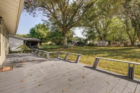 Exterior - 5744 S Roanoke Ave, Springfield, MO 65810 photo 7 of 7
