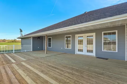 Exterior - 681 Headwaters Dr, Marshfield, MO 65706 photo 8 of 11