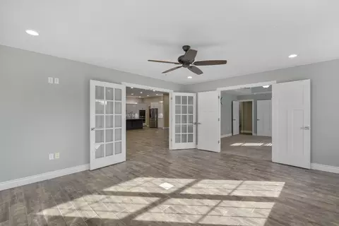 Living - 681 Headwaters Dr, Marshfield, MO 65706 photo 7 of 7