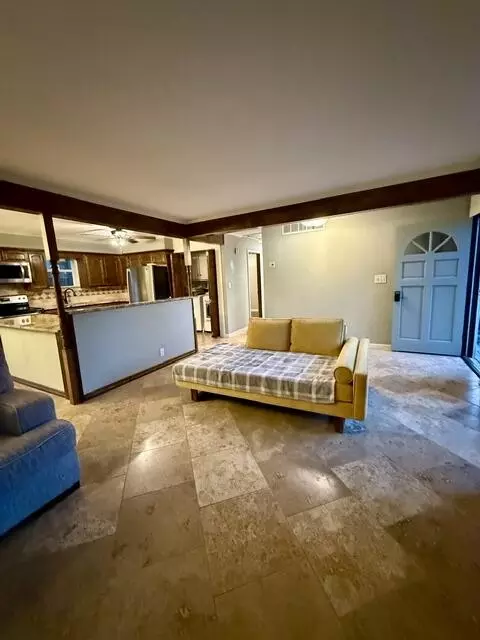 Entry Way - 27157 Walnut Dr, Eagle Rock, MO 65641 photo 1 of 1