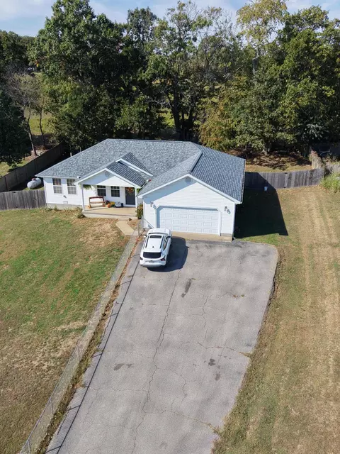 View/Area - 612 Michael Stihl Rd, Mountain View, MO 65548 photo 2 of 5