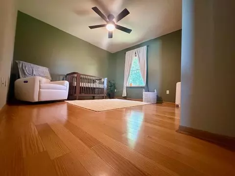 Bedroom - 612 Michael Stihl Rd, Mountain View, MO 65548 photo 7 of 7