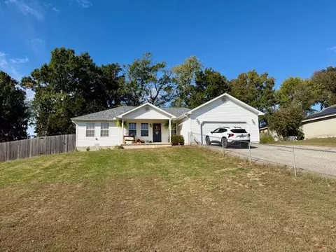 Exterior - 612 Michael Stihl Rd, Mountain View, MO 65548 photo 1 of 4
