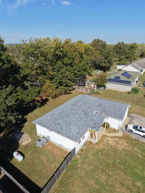 View/Area - 612 Michael Stihl Rd, Mountain View, MO 65548 photo 4 of 5
