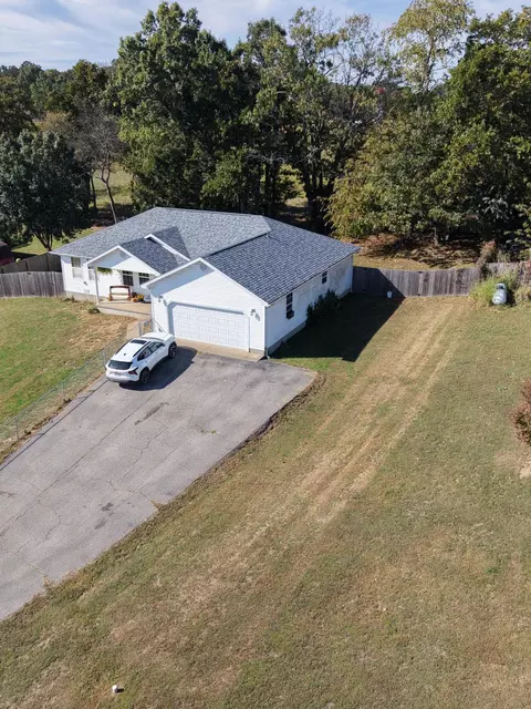 View/Area - 612 Michael Stihl Rd, Mountain View, MO 65548 photo 3 of 5
