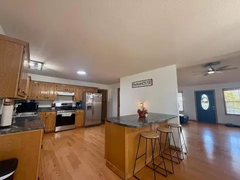 Kitchen - 612 Michael Stihl Rd, Mountain View, MO 65548 photo 4 of 4