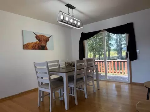 Dining - 612 Michael Stihl Rd, Mountain View, MO 65548 photo 3 of 4