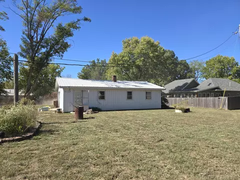 Exterior - 301 E Wilson St, Wheaton, MO 64874 photo 5 of 9