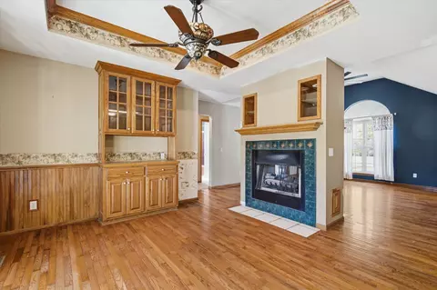 Living - 2246 Eagles Ln, Nixa, MO 65714 photo 5 of 6