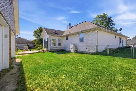 Exterior - 2246 Eagles Ln, Nixa, MO 65714 photo 5 of 10