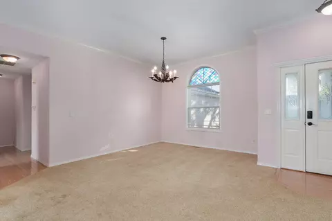 Living - 501 Sarah Ct, Willard, MO 65781 photo 2 of 6
