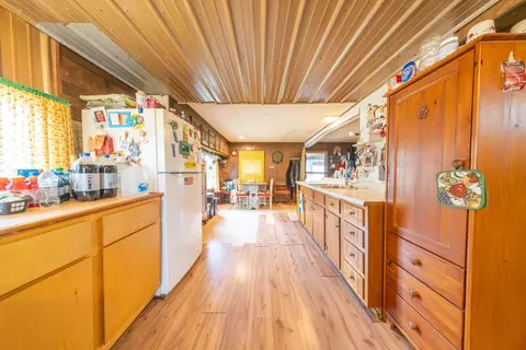 Entry Way - 31593 Us Highway 160, Tecumseh, MO 65760 photo 1 of 2