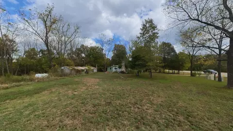 Exterior - 31593 Us Highway 160, Tecumseh, MO 65760 photo 5 of 18