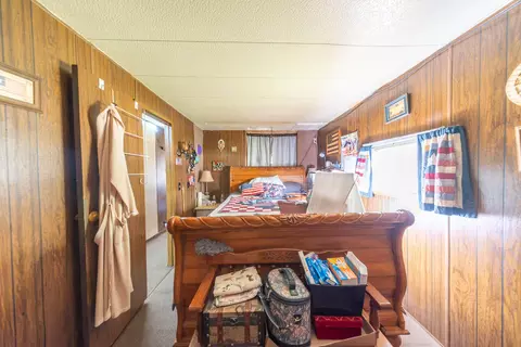 Bedroom - 31593 Us Highway 160, Tecumseh, MO 65760 photo 1 of 2