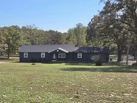 5329 Dolphin Dr, Joplin, MO 64804