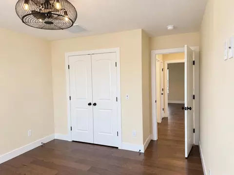 Bedroom - 1938 S Lullwood Ave, Springfield, MO 65802 photo 4 of 10