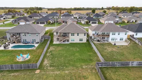View/Area - 1938 S Lullwood Ave, Springfield, MO 65802 photo 5 of 6
