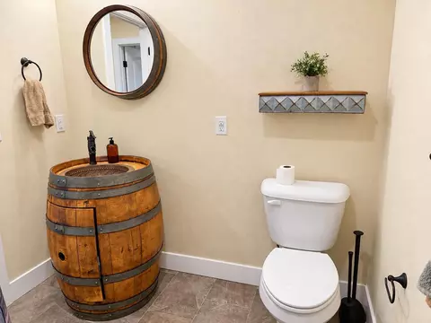 Bath - 1938 S Lullwood Ave, Springfield, MO 65802 photo 8 of 15