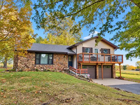 Exterior - 260 Gardenia Ln, Republic, MO 65738 photo 2 of 8