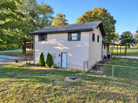 Exterior - 260 Gardenia Ln, Republic, MO 65738 photo 4 of 8