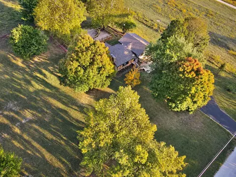 View/Area - 260 Gardenia Ln, Republic, MO 65738 photo 1 of 6