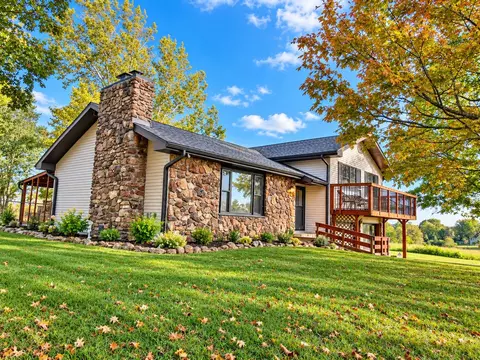 Exterior - 260 Gardenia Ln, Republic, MO 65738 photo 3 of 8