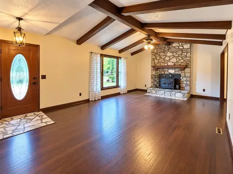 Living - 260 Gardenia Ln, Republic, MO 65738 photo 1 of 3