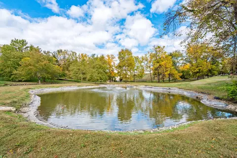 View/Area - 4827 S Landon Ct, Springfield, MO 65810 photo 3 of 8