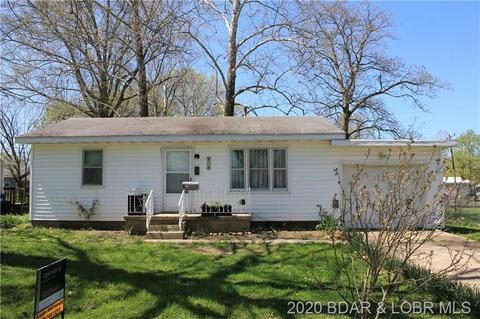 305 Ross St, Versailles, MO 65084 photo 1