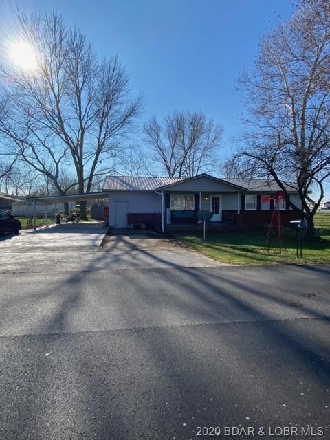 1012 Clay Rd W, Versailles, MO 65084 photo 1
