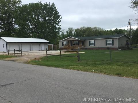 505 W Clark, Versailles, MO 65084 photo 1