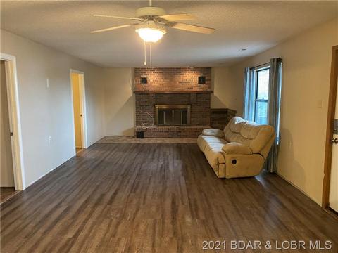 42 Kaanapali Dr, Roach, MO 65787 photo 1