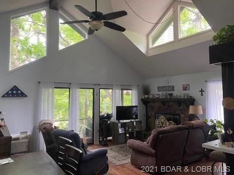 22 Tiny Harbor Ln, Osage Beach, MO 65065 photo 1