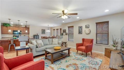 848 Panoramic Dr, Camdenton, MO 65020 photo 1