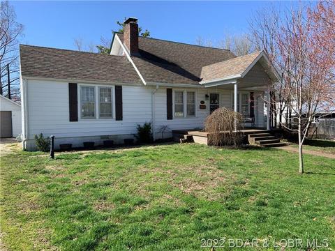 202 E Jackson, Versailles, MO 65084 photo 1