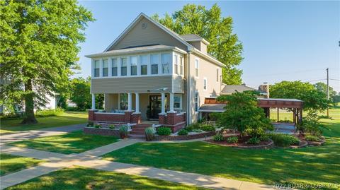 623 E Newton St, Eldon, MO 65026 photo 1