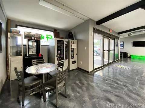 19 Hazelwood Rd, Eldon, MO 65026 photo 9