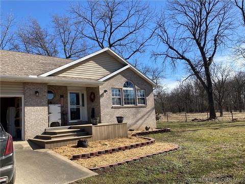 13437 Graystone Rd, Versailles, MO 65084 photo 1