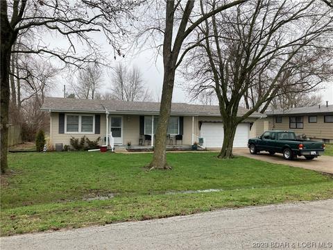 101 Jefferson Pl, Versailles, MO 65084 photo 1
