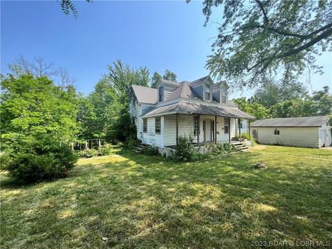 405 E Jackson St, Versailles, MO 65084 photo 1