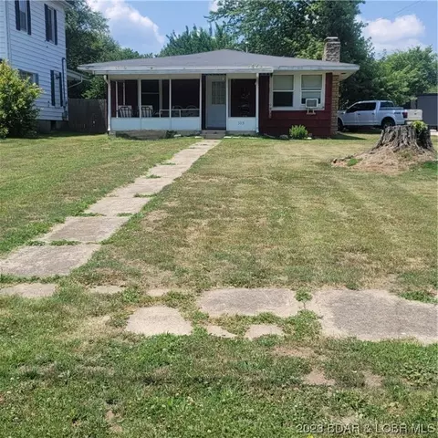 103 S Walnut St, Eldon, MO 65026 photo 1