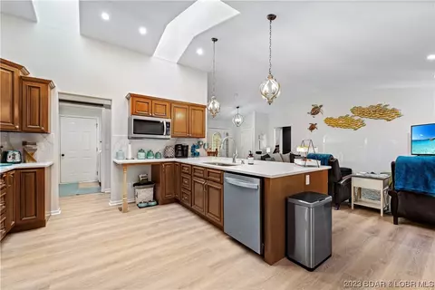 14 Madison Ln, Kaiser, MO 65047 photo 1