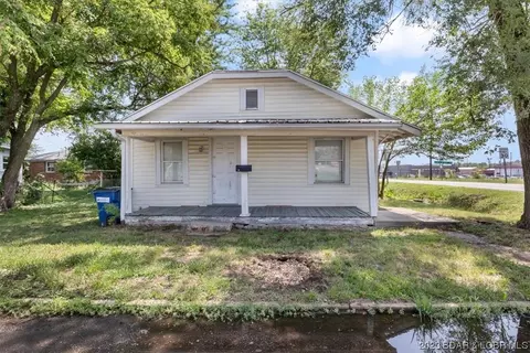 310 Spruce St, Eldon, MO 65026 photo 1