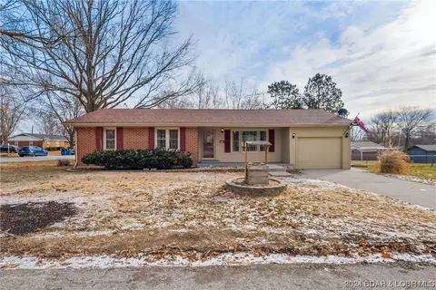 1006 N Gayle St, Eldon, MO 65026 photo 1
