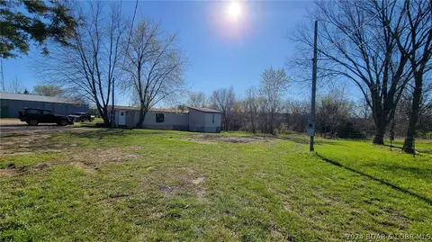 89 Blue Ridge Rd, Kaiser, MO 65047 photo 1