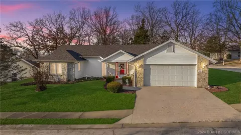 802 Maple Tree Cir, Osage Beach, MO 65065 photo 1