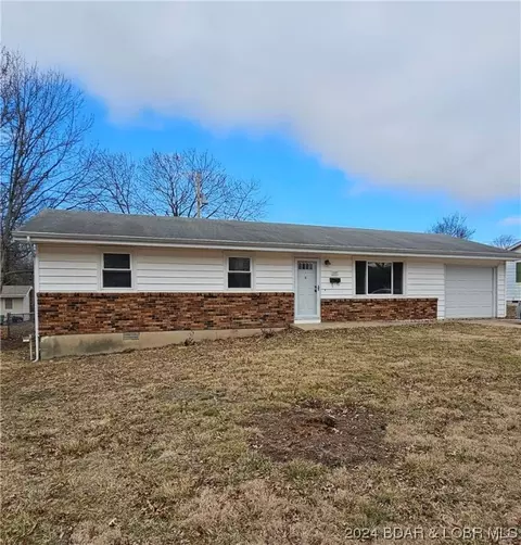 1003 Elizabeth St, Eldon, MO 65026 photo 1