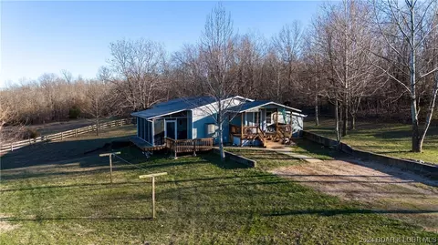 1744 High Point Rd, Camdenton, MO 65020 photo 1