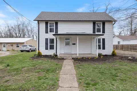 129 7th St, Eldon, MO 65026 photo 1